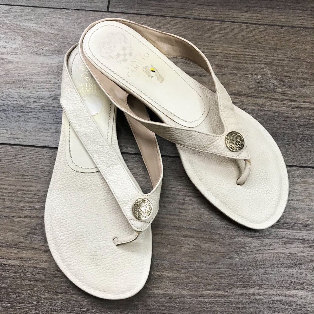 Vince Camuto Ivory Beige VP Tamie Leather Upper Sandals 9M Flats Gold Hardware